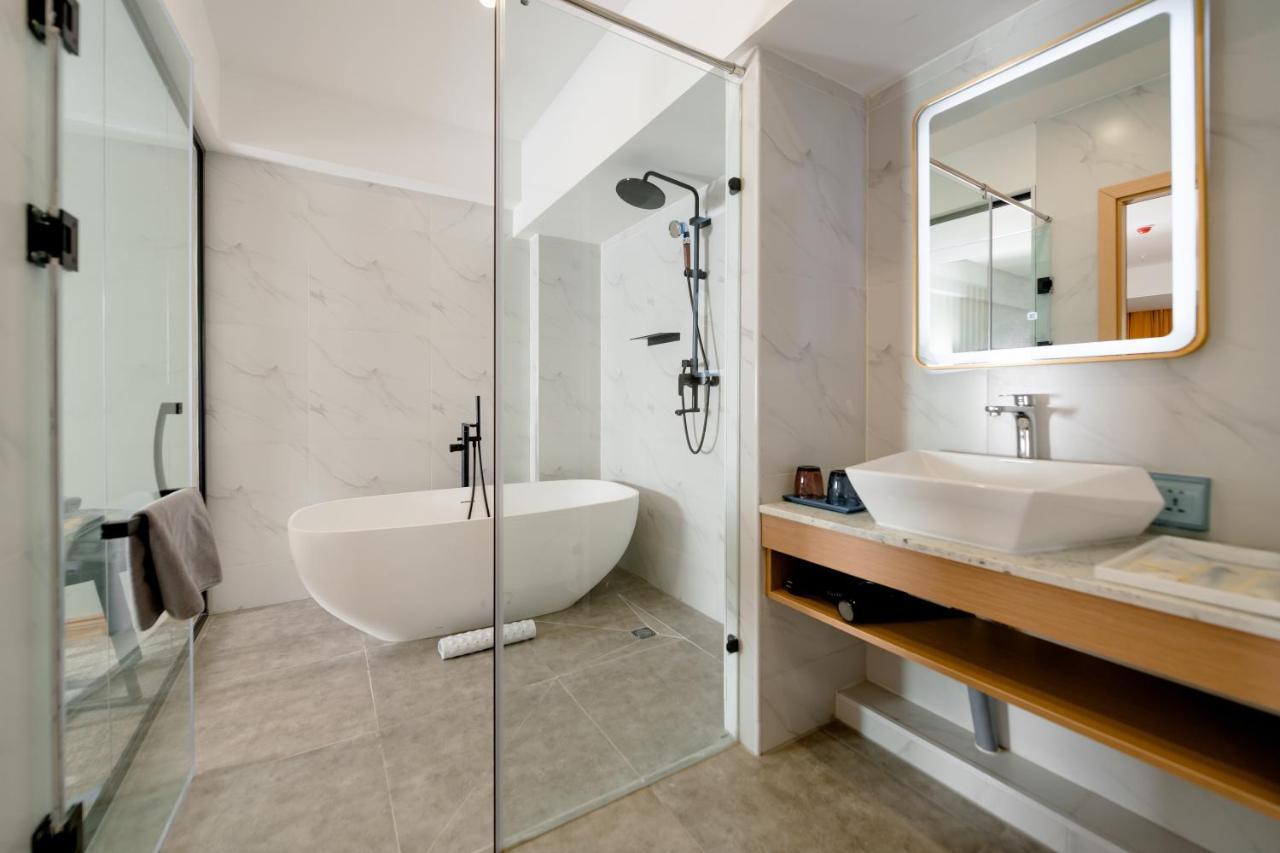 Millennium Plaza Hotel & Mall אולן בטור מראה חיצוני תמונה