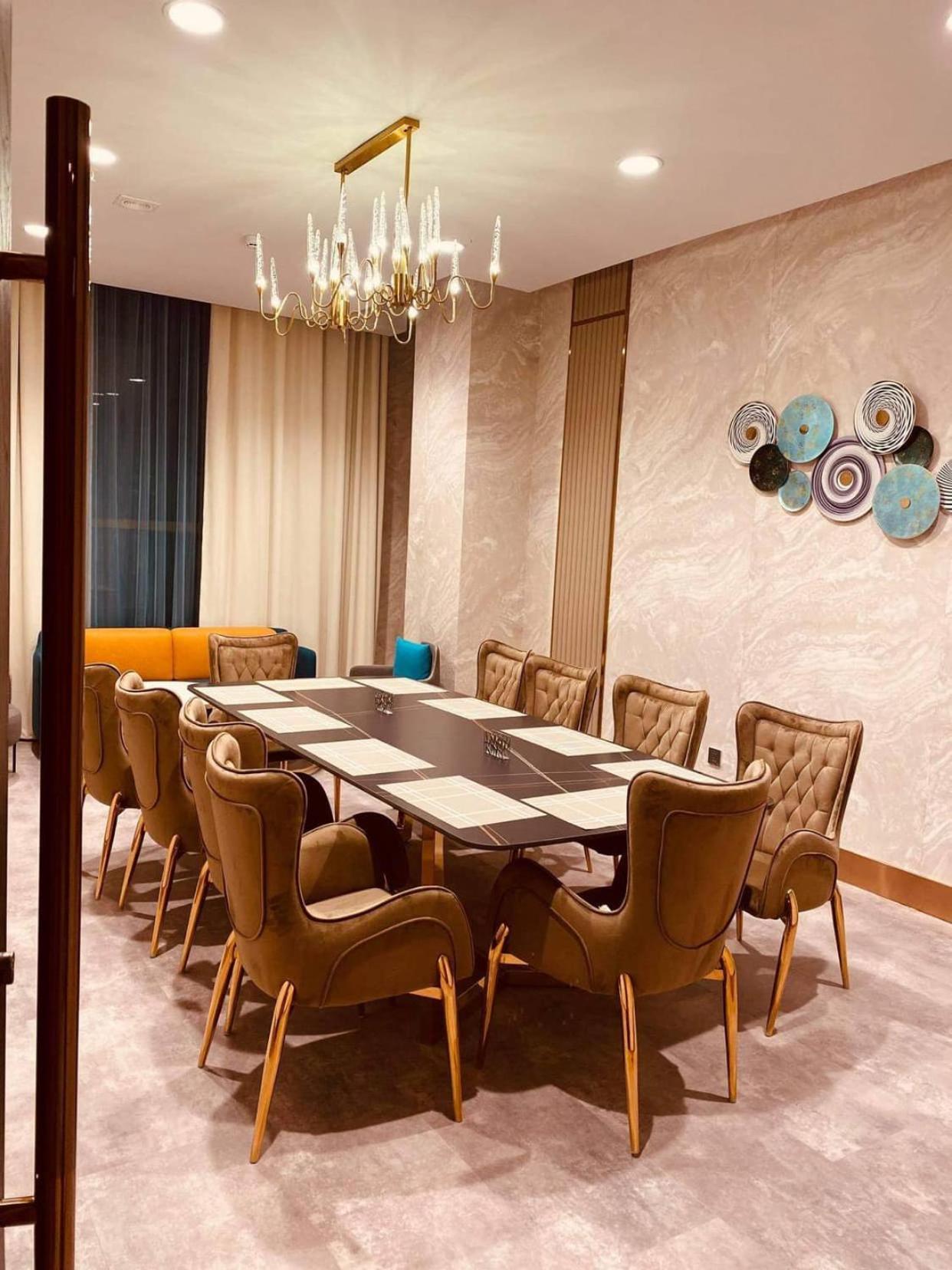 Millennium Plaza Hotel & Mall אולן בטור מראה חיצוני תמונה