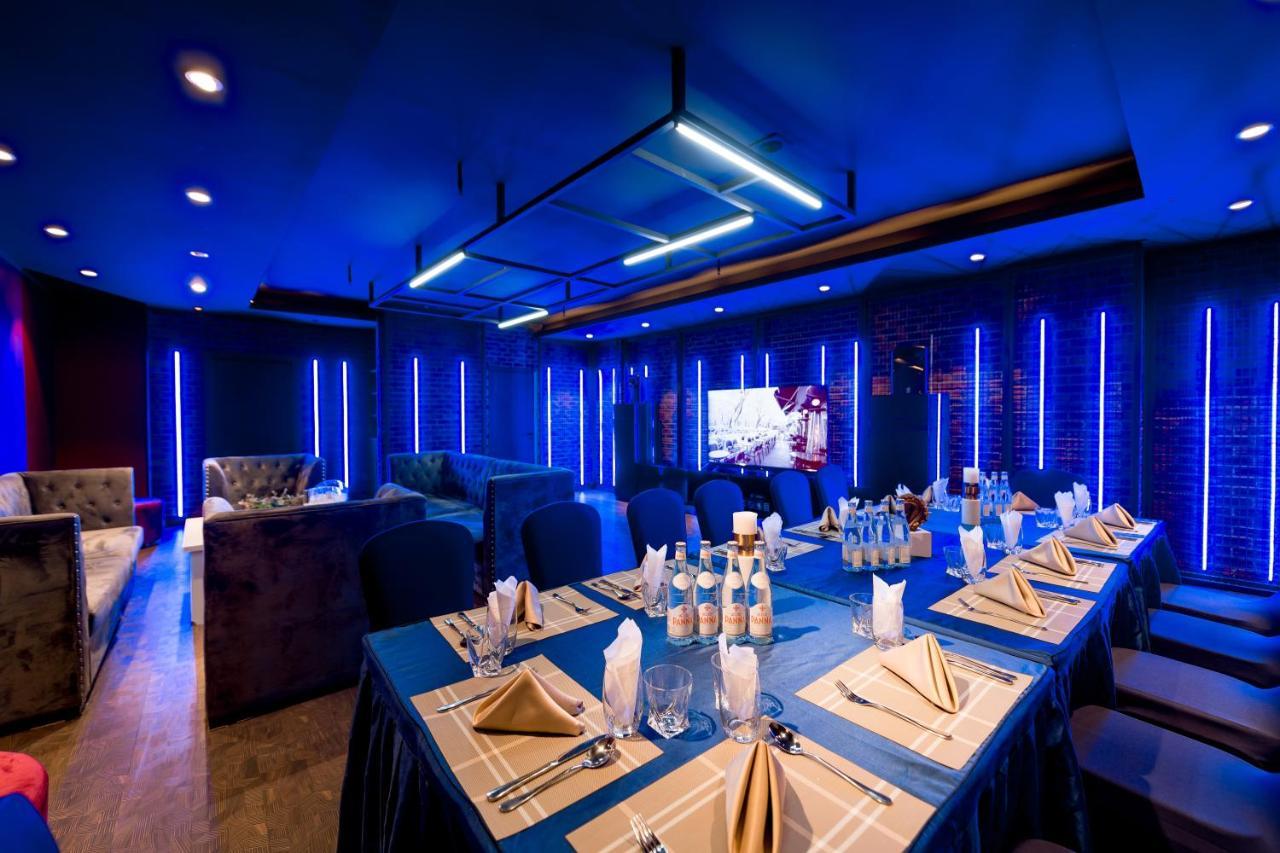 Millennium Plaza Hotel & Mall אולן בטור מראה חיצוני תמונה